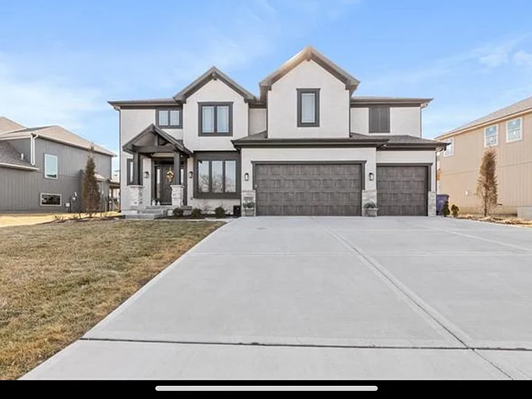 17091 S Schweiger Dr — Photo 1