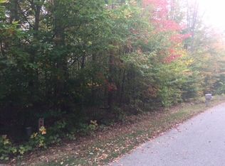 8604 Ridgeway Rd, Petoskey, MI 49770