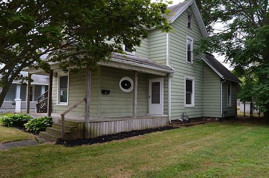 1st image of 608 E Main St Crestline #0