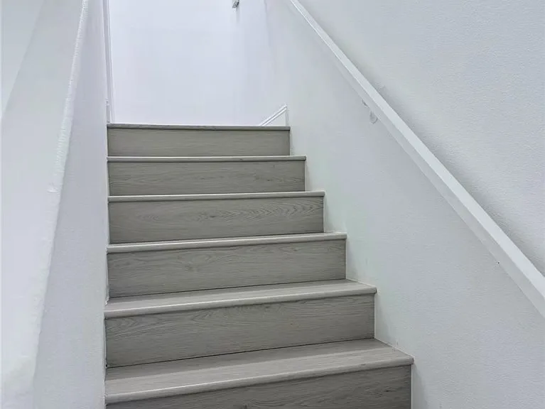 2125 S Bentley Ave #107 — Photo 19
