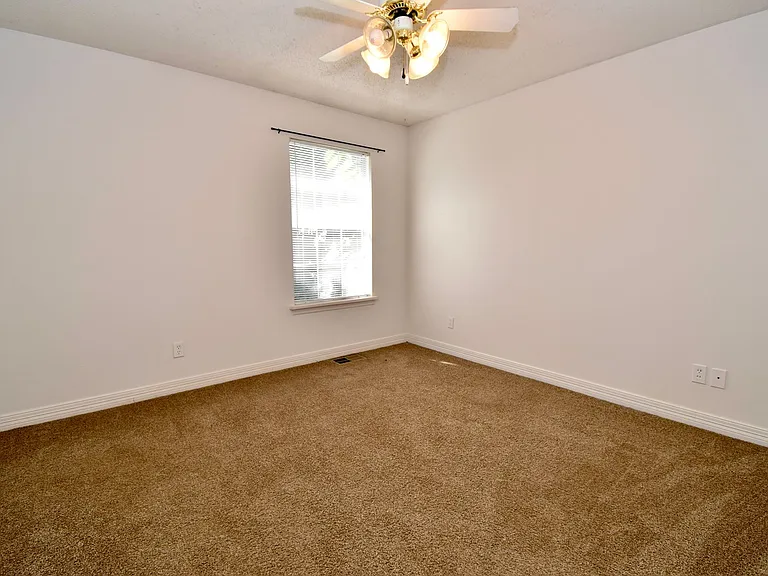 1173 Christpher Ln — Photo 15