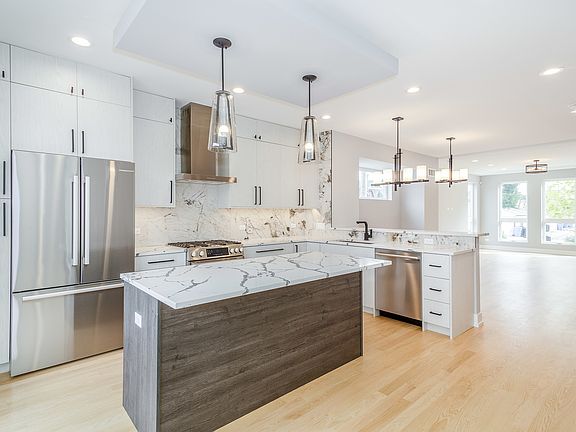 2nd image of 1342 N Central Park Ave