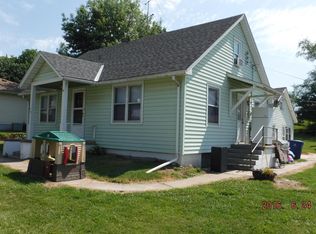 410 Elm St, Louisville, NE 68037