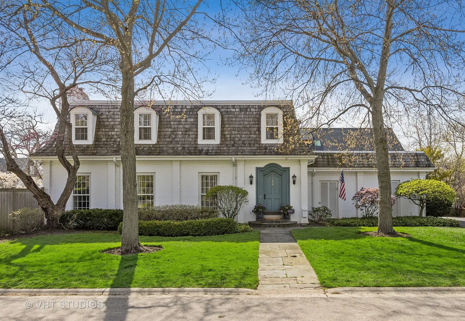 350 Birch St photo 1
