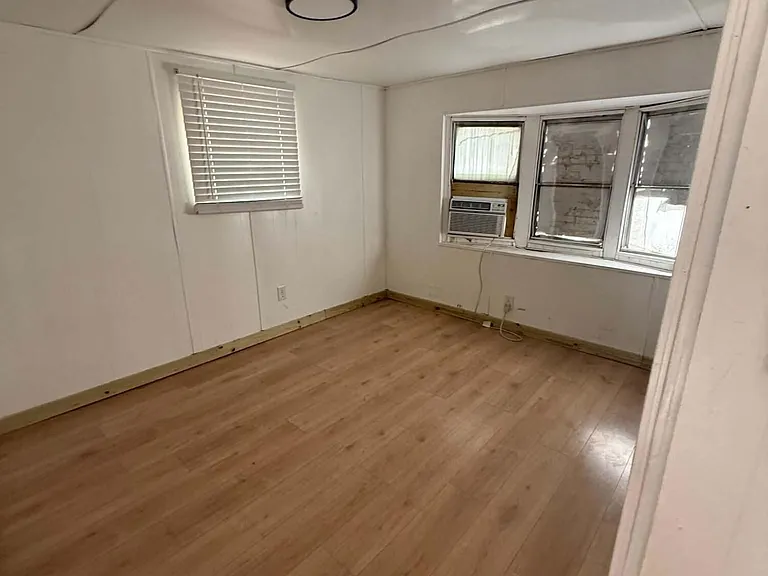 707 Dawn Ave — Photo 5