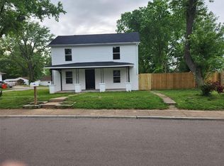 401 Forster St, Farmington, MO 63640