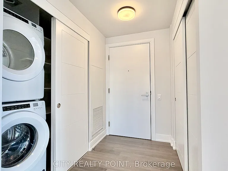 2525 Bathurst St #1104 — Photo 17