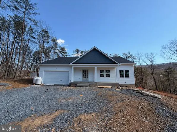 230 Tranquil Wood Ln, Winchester, VA 22602