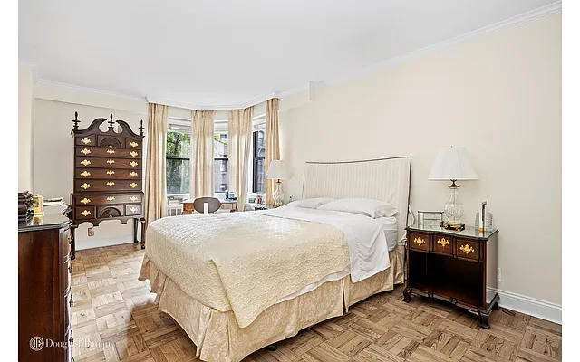 Sold by Douglas Elliman | media 2