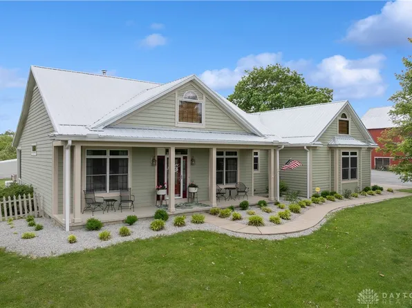 1134 N Webb Rd, Wilmington, OH 45177