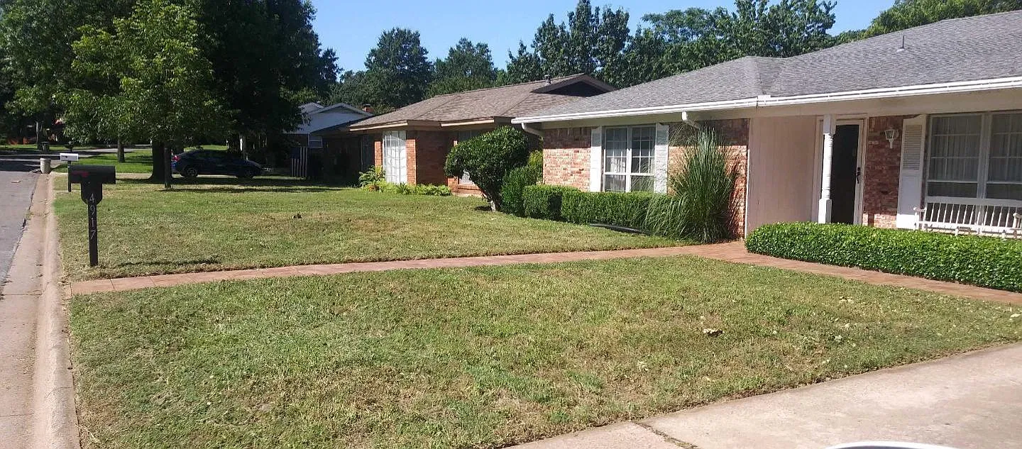 4917 Wedgeview Dr — Photo 2