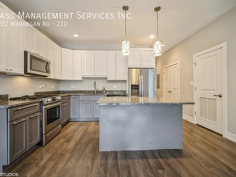 1202 Waukegan Rd, Glenview, IL — Photo 64