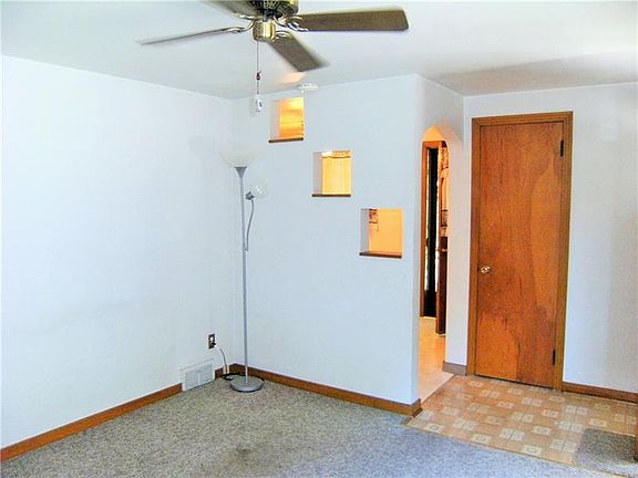 5th image of 215 Cape May Ave