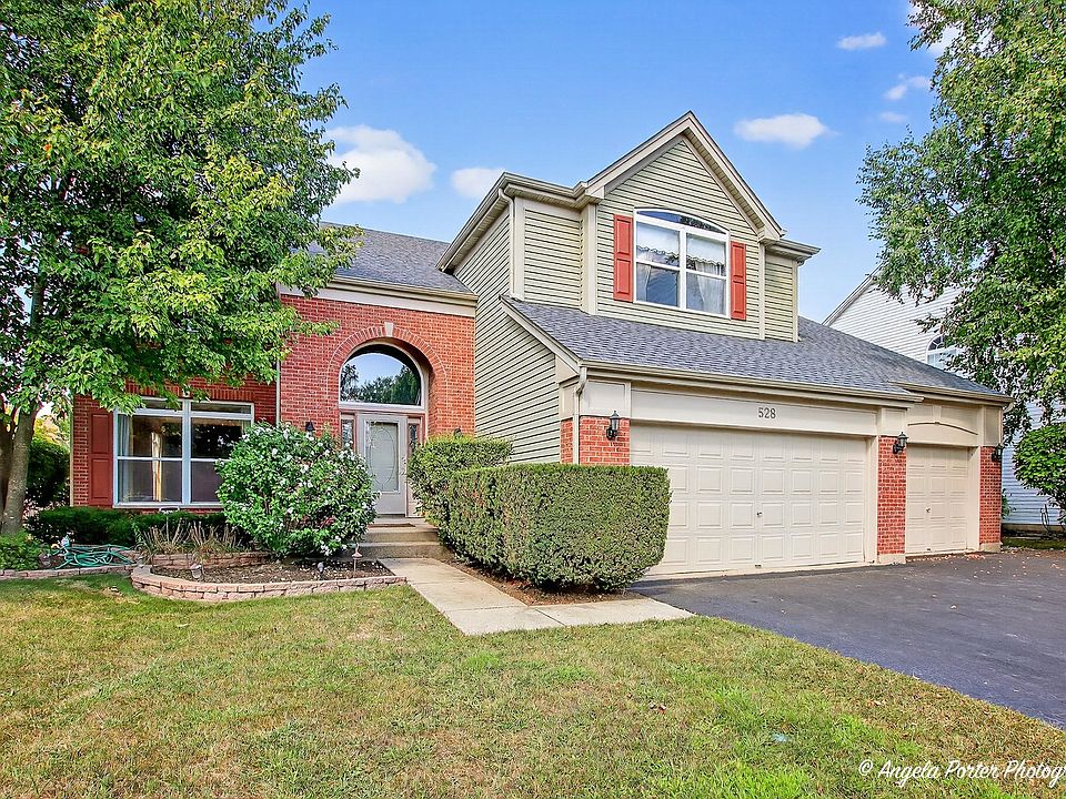 1st image of 528 Cliffwood Ln