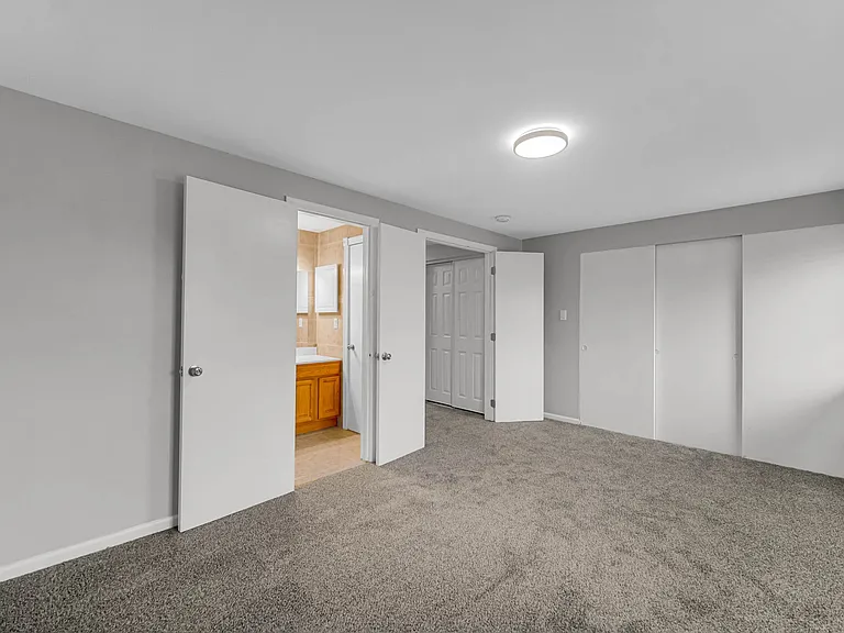 451 Yorkshire Sq #1 — Photo 6