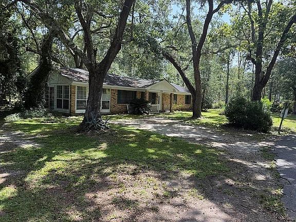3rd image of 3705 Carmelite Ave