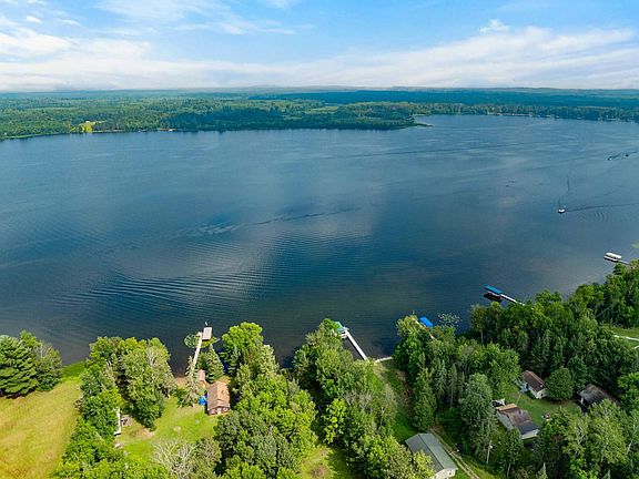 3rd image of 28654 Grozys Point Rd