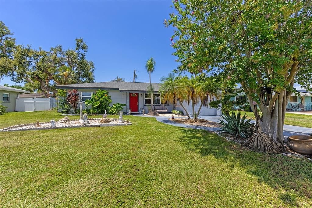 6134 Rodgers Ave, Sarasota, FL 34231 | Zillow