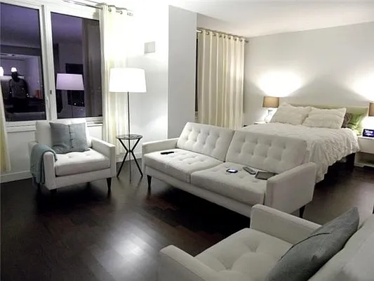 Rented by WIRE International Realty | media 15