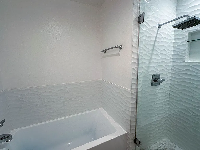 4521 Colbath Ave #103 — Photo 10
