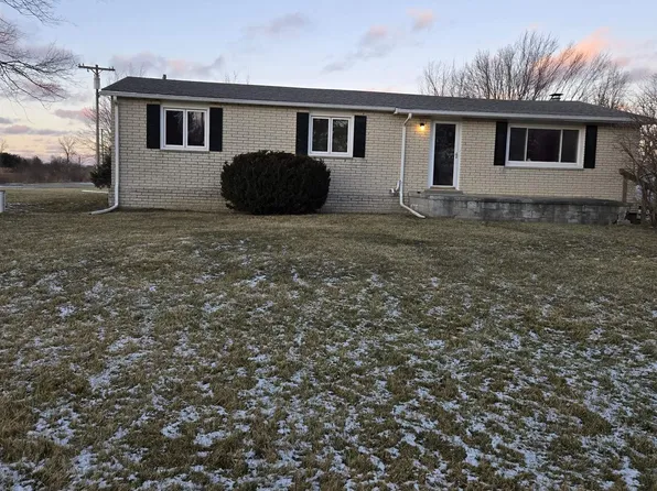 12180 Hill Rd, Riley, MI 48041