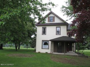 226 Town Hill Rd, Shickshinny, PA 18655