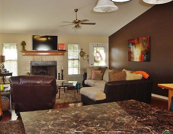 3rd image of 157 County Road 3118