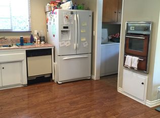 23424 Hartland St, West Hills, CA 91307