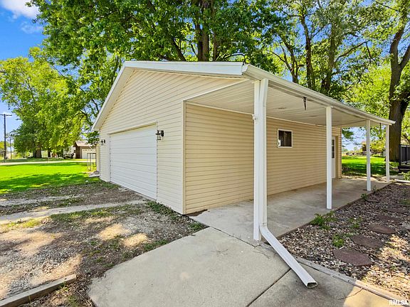 3rd image of 4406 Kangley Ave