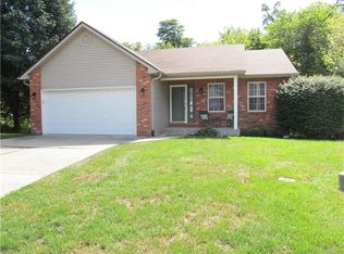 145 Bayfield Dr, Glen Carbon, IL