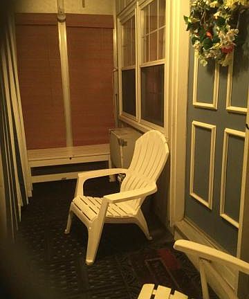 4th image of 93 E Edinburgh Ln
