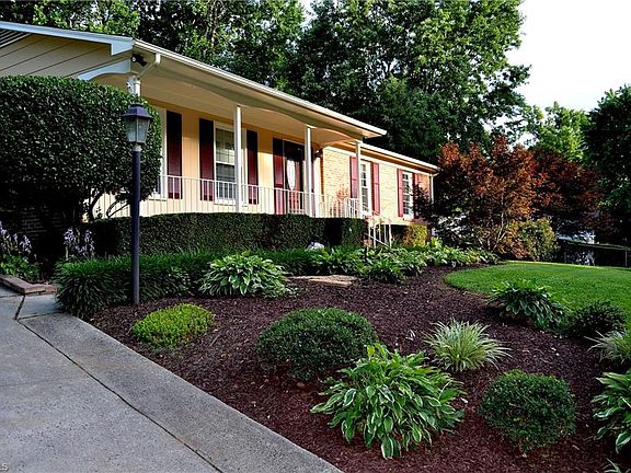 2nd image of 413 Woodhaven Dr