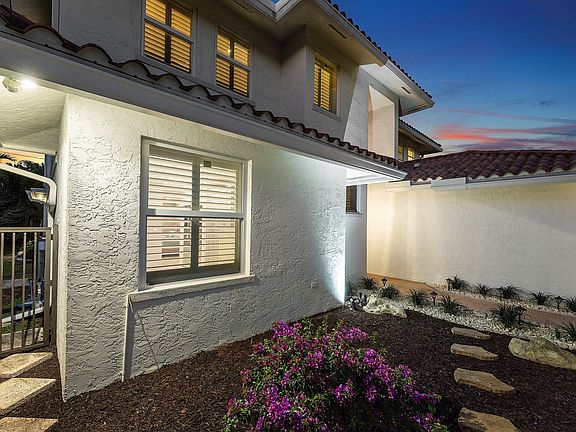 4th image of 1199 SW 19th Street