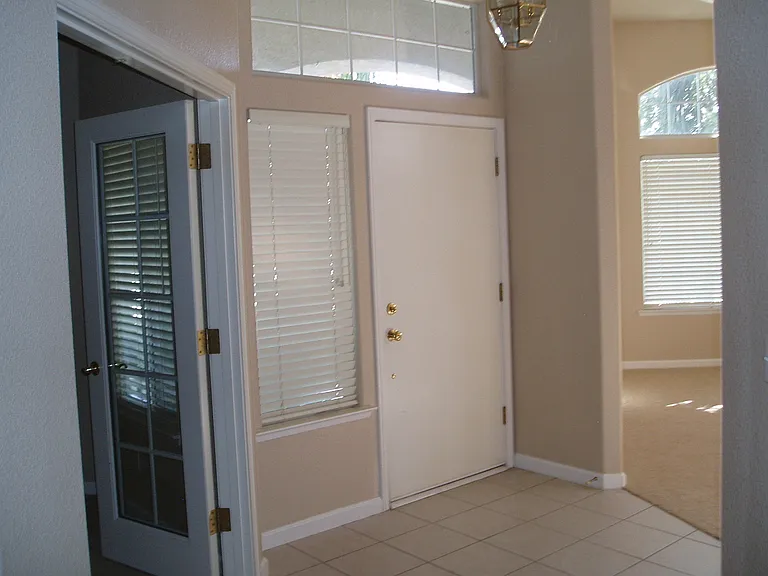1720 E Granada Ave — Photo 10