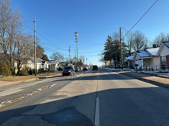 4th image of 25 N Washington Ave