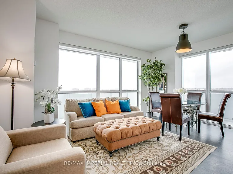 65 Speers Rd #711 — Photo 7