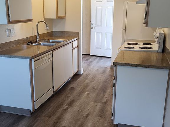2nd image of 295 Colt Ln NE #450-65201