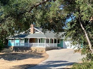 357 Burnham Rd, Oak View, CA 93022