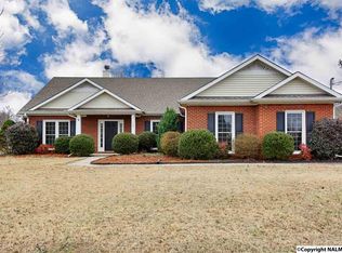 103 Dorchester Ln, Harvest, AL 35749