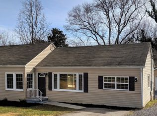 300 Canterbury Dr, Knoxville, TN 37920
