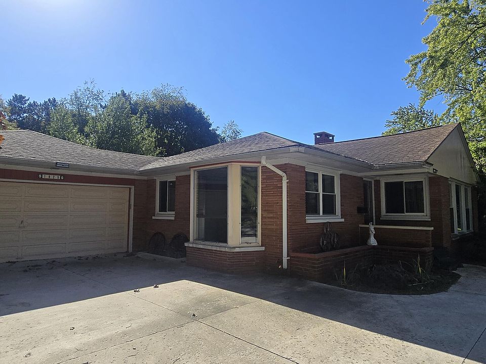 1st image of 1925 Crestwood Ln