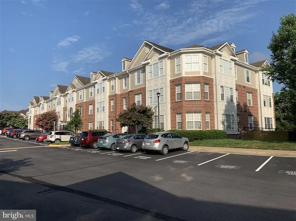 621 Cobblestone Blvd Unit 308, Fredericksburg, VA 22401