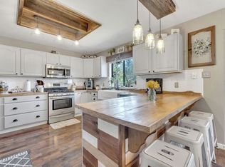 19940 Laurel Rd, Sutter Creek, CA 95685