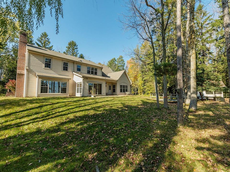 6352 Sauk Trail Rd, Belgium, WI 53004 MLS 1815856 Zillow