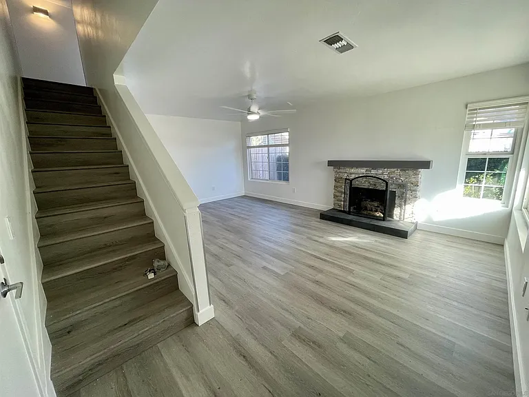 13875 Wayland Grove Ct — Photo 7