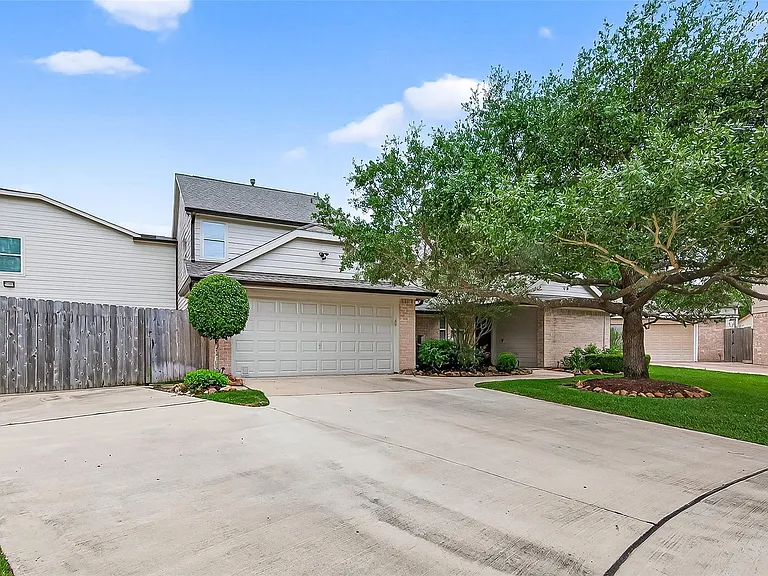 903 Sugarfield Ct — Photo 3