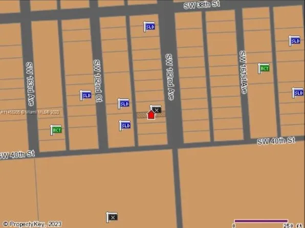 40 Saint Ave SW #162, Miami, FL 33185