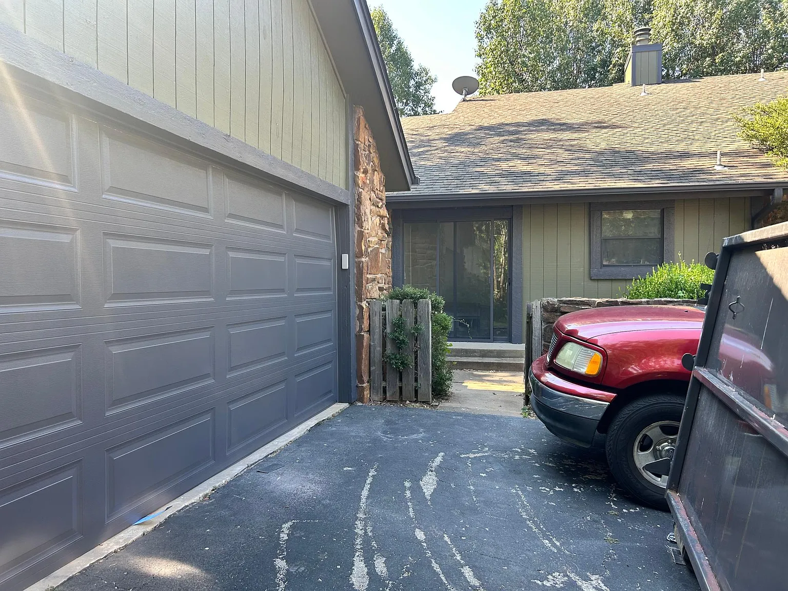 7429 S Atlanta Ave — Photo 4