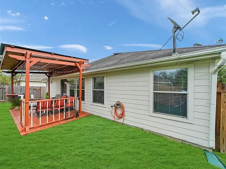 6619 Wellington Meadows Dr — Photo 27