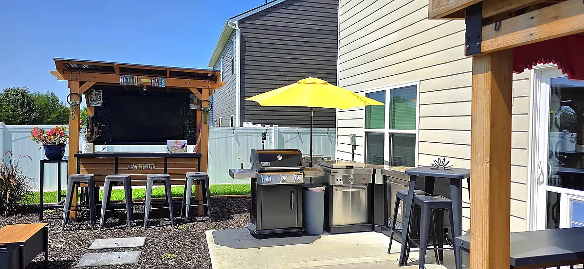 4 bed, 2000 sqft, $3,295 — Photo 2